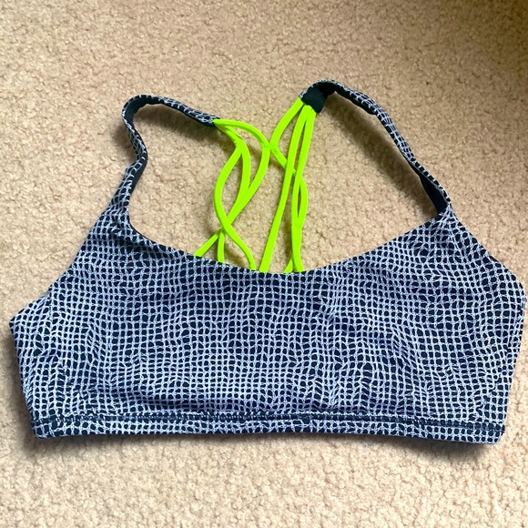 lululemon athletica Other - Lululemon Free to Be sport Bra